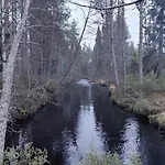 Kangasjoki Riverside Camp مكان تخييم سْوُوموسالمِ
