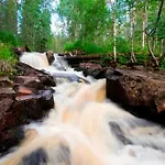 Kangasjoki Riverside Camp مكان تخييم سْوُوموسالمِ